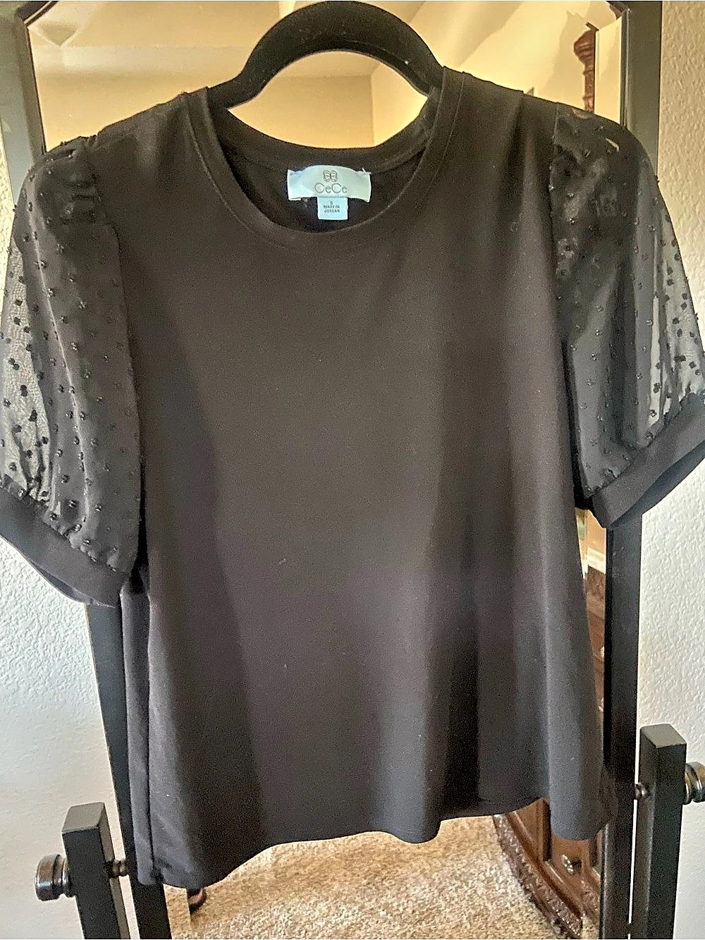 CeCe Black Puff Sleeve Top Size Small Like New